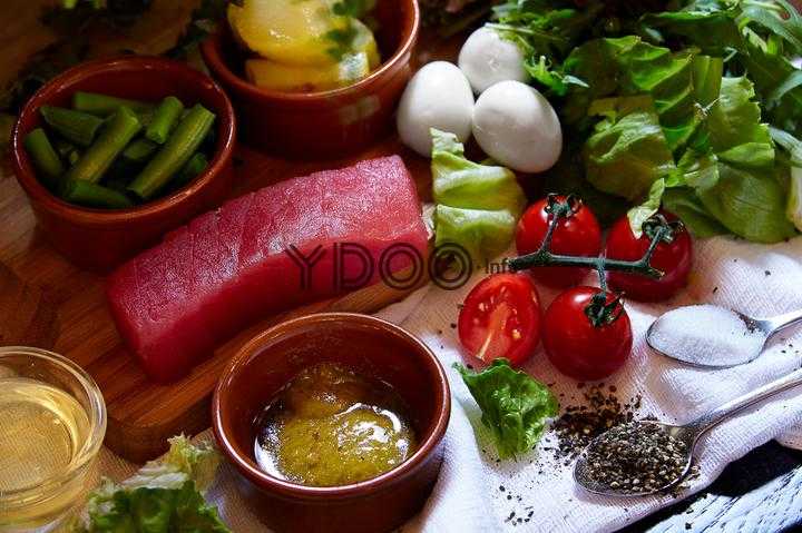 ингредиенты для готовки салата нисуаз