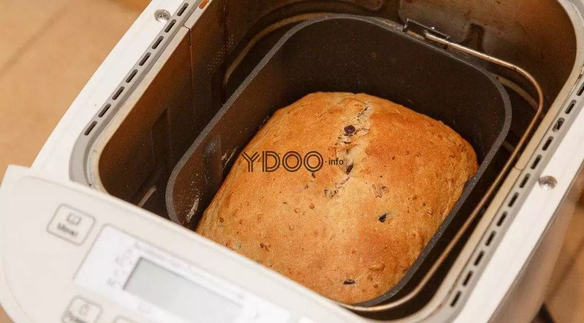 Почему проваливается хлеб. Ингредиенты для хлеба в хлебопечке. Военная хлебопечка. Хлеб с семечками в хлебопечке. Хлебопечь внутренняя часть.